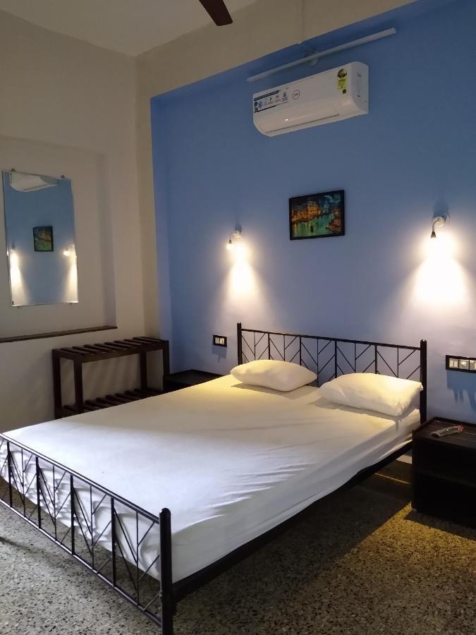 Sanrit Hotel Гоа Екстер'єр фото